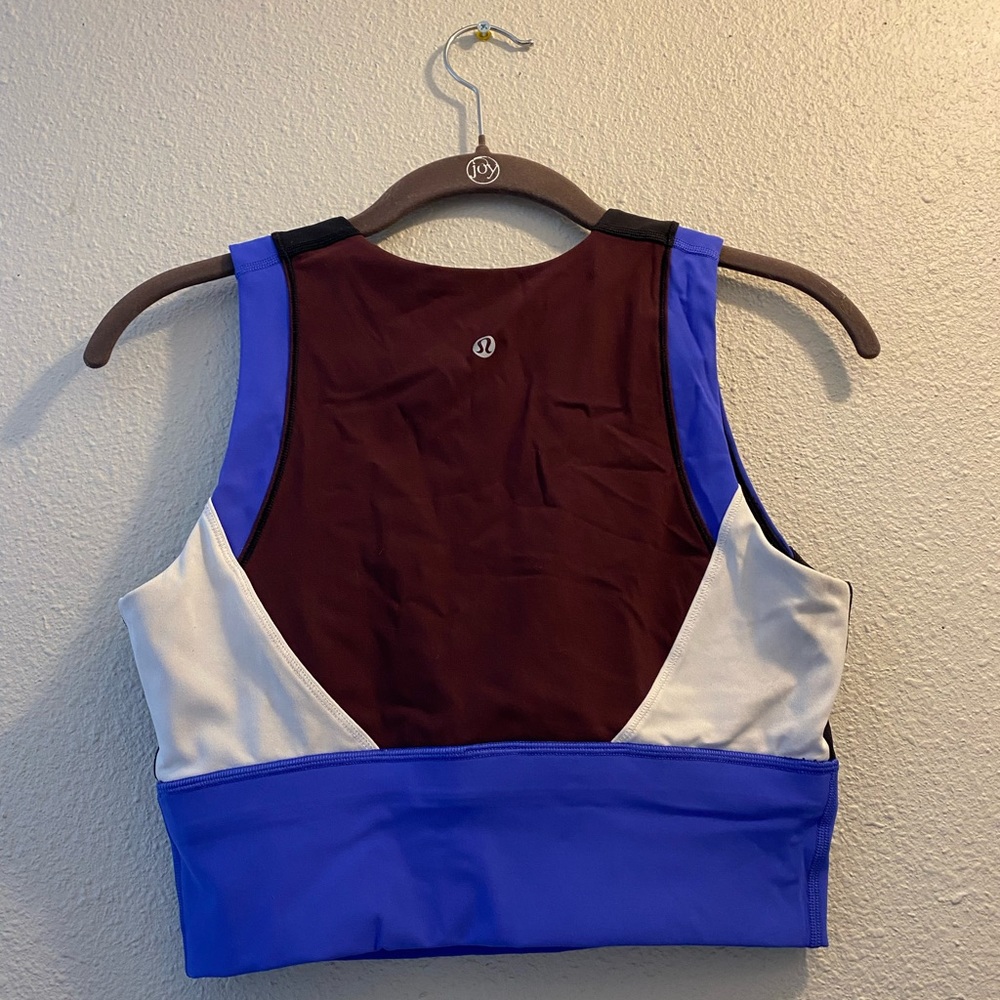 Cropped bra top